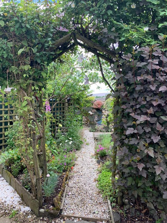 Hannam Cottage, Beautiful Listed Cottage At Start Of The 3 Peaks 호턴 인 리블스데일 외부 사진